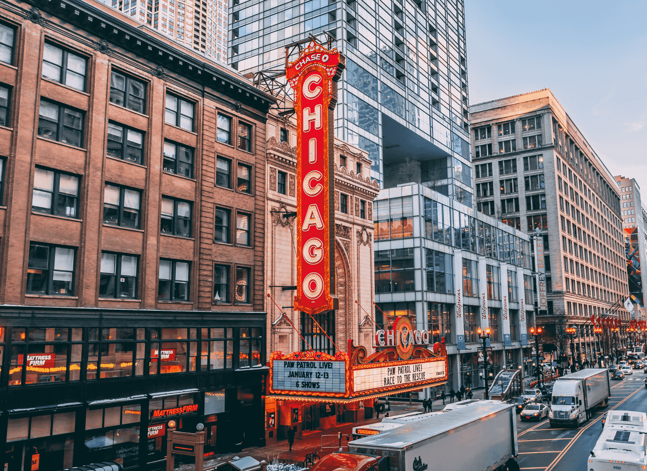 best chicago hashtags featured image
