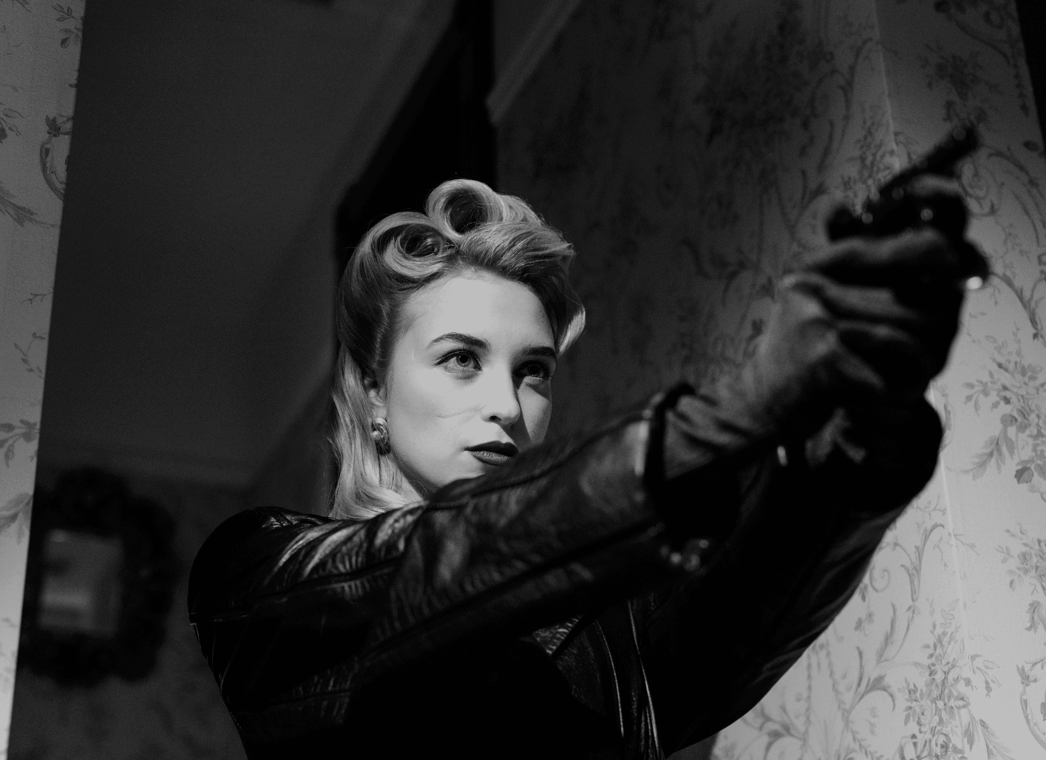 best thriller hashtags featured image