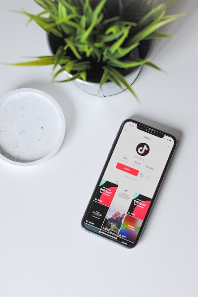 15 Content Ideas For Targeting Gen Z On TikTok